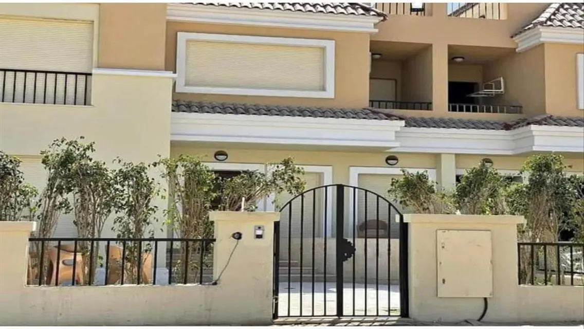 Luxury Apartment Overlooking Lakes for Sale at 10,370,000 EGP