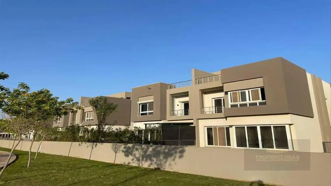 Luxury Apartment for Sale Near Zara, H&M, and Nike