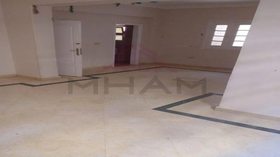 Stunning Apartment with Balcony in ED0225
