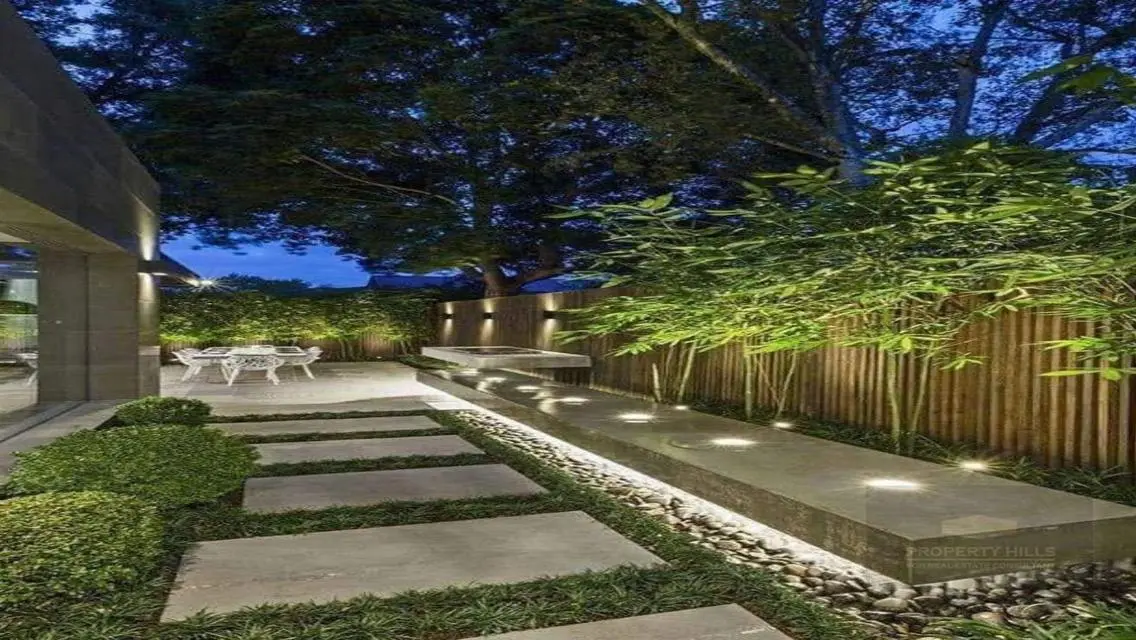 Luxury Home with Modern Design in the Heart of the City