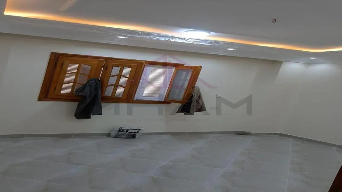 شقة للإيجار بمساحة 6200 متر