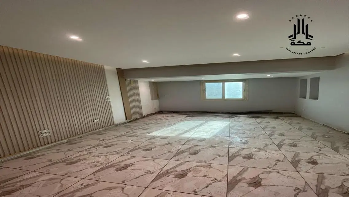 شقة فاخرة للبيع - 4 غرف نوم بتصميم عصري