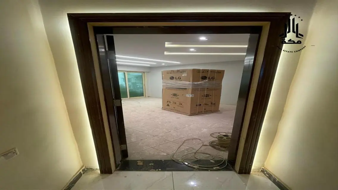شقة فاخرة للبيع - 4 غرف نوم بتصميم عصري