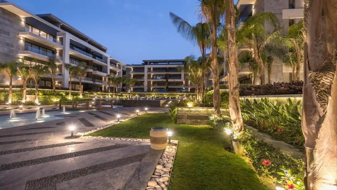 Luxurious Mansion for Sale with All Amenities