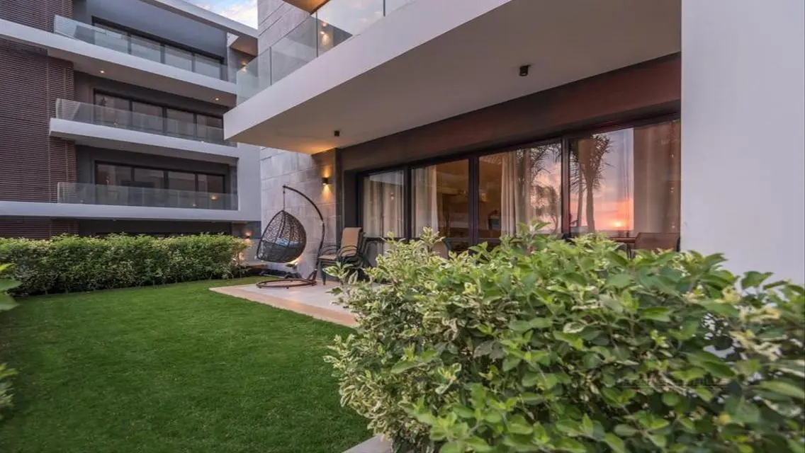 Luxurious Mansion for Sale with All Amenities