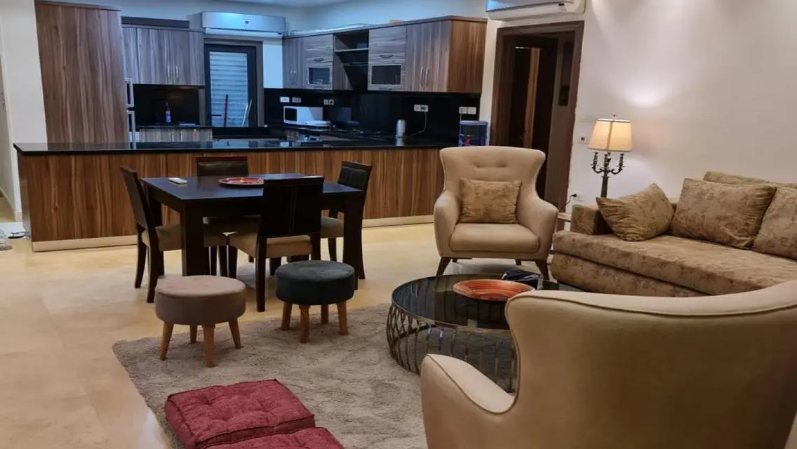 Luxury Apartment with Lake View for Sale