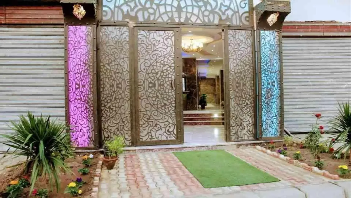 Luxury Apartment with Balcony and Shared Gym in the City Center