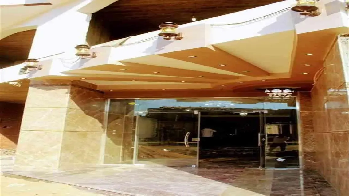 Luxury Apartment with Balcony and Shared Gym in the City Center