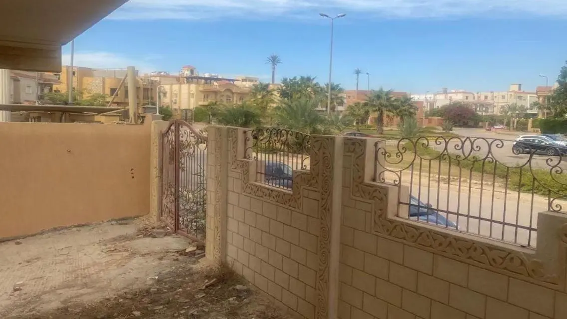 Luxury Apartment for Sale - 250 sqm in Prime Location