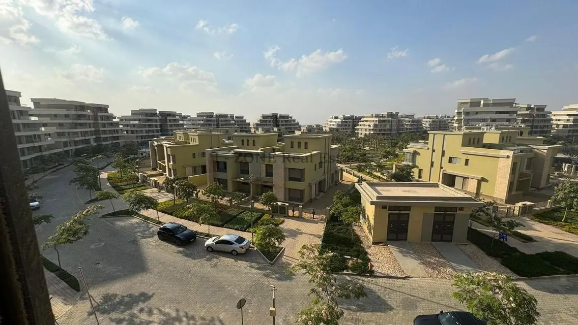 Luxury Apartment in i-zone Area