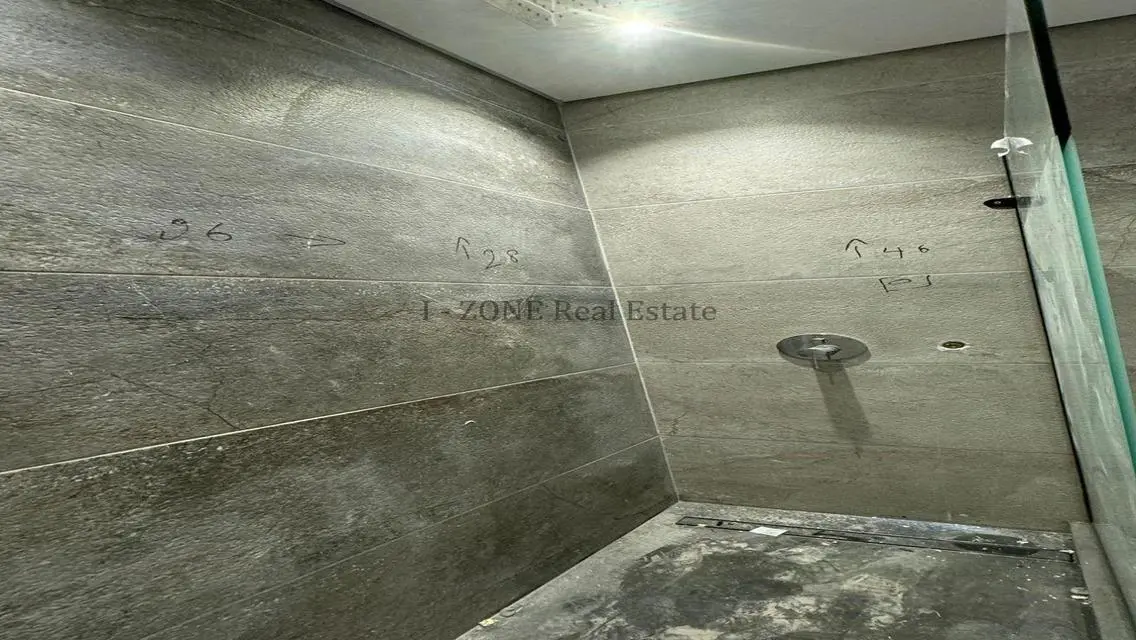 Luxury Apartment in i-zone Area