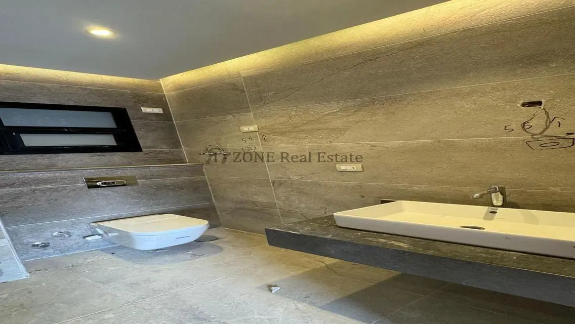 Luxury Apartment in i-zone Area