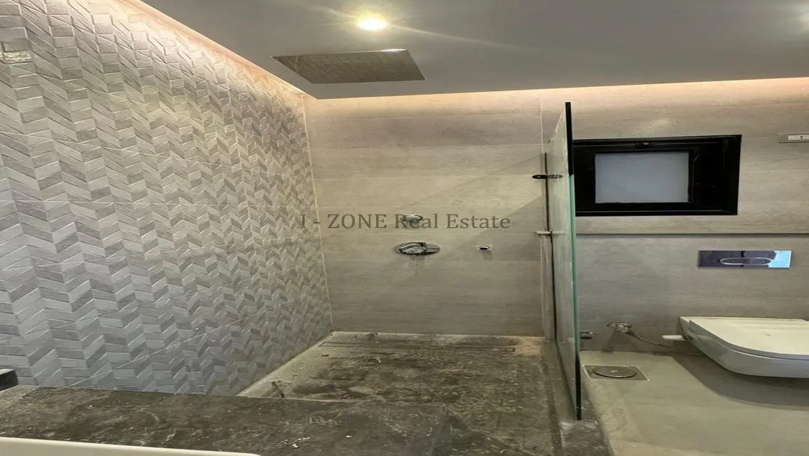 Luxury Apartment in i-zone Area