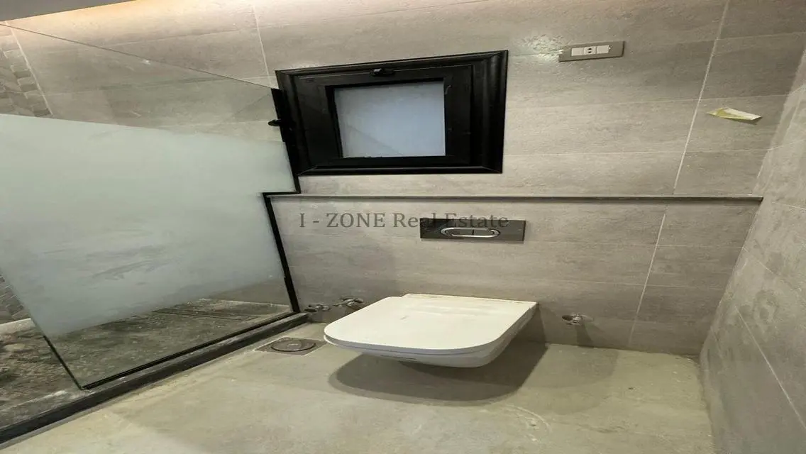 Luxury Apartment in i-zone Area