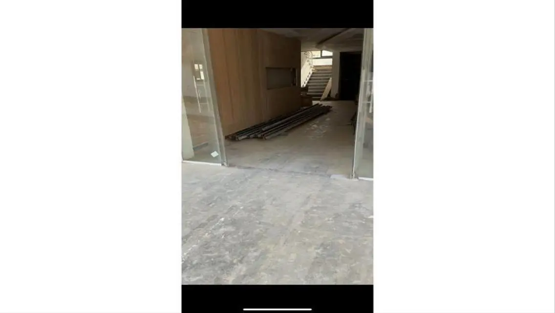منزل فخم للبيع في قلب المدينة
