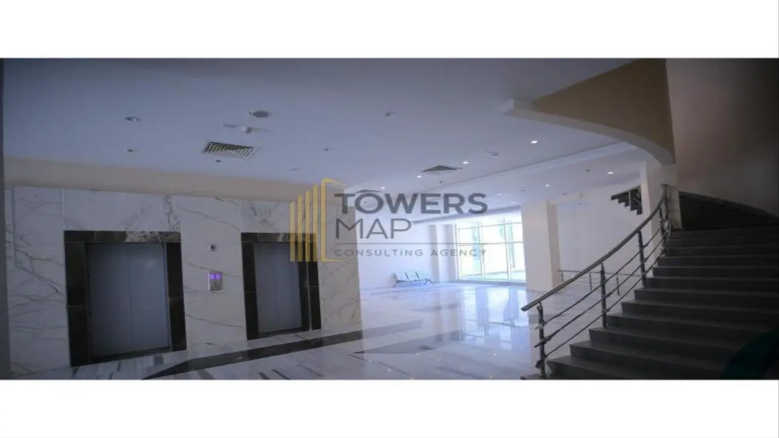 عمارة سكنية رائعة مع موقف مغطى