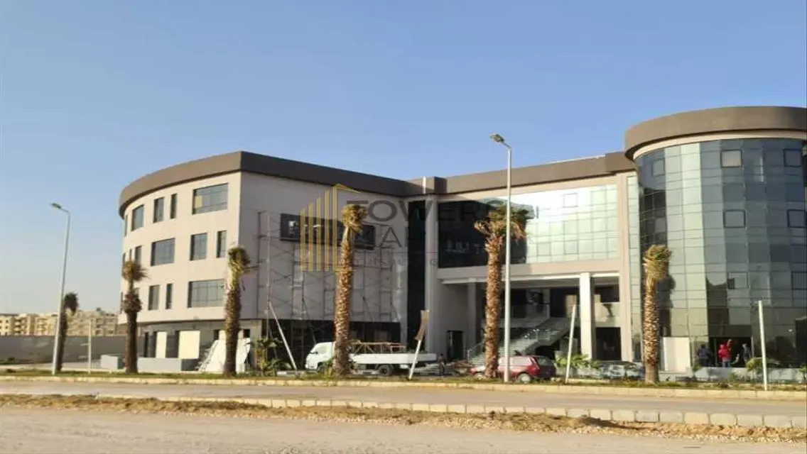 Luxury Apartment with Covered Parking in the City Center