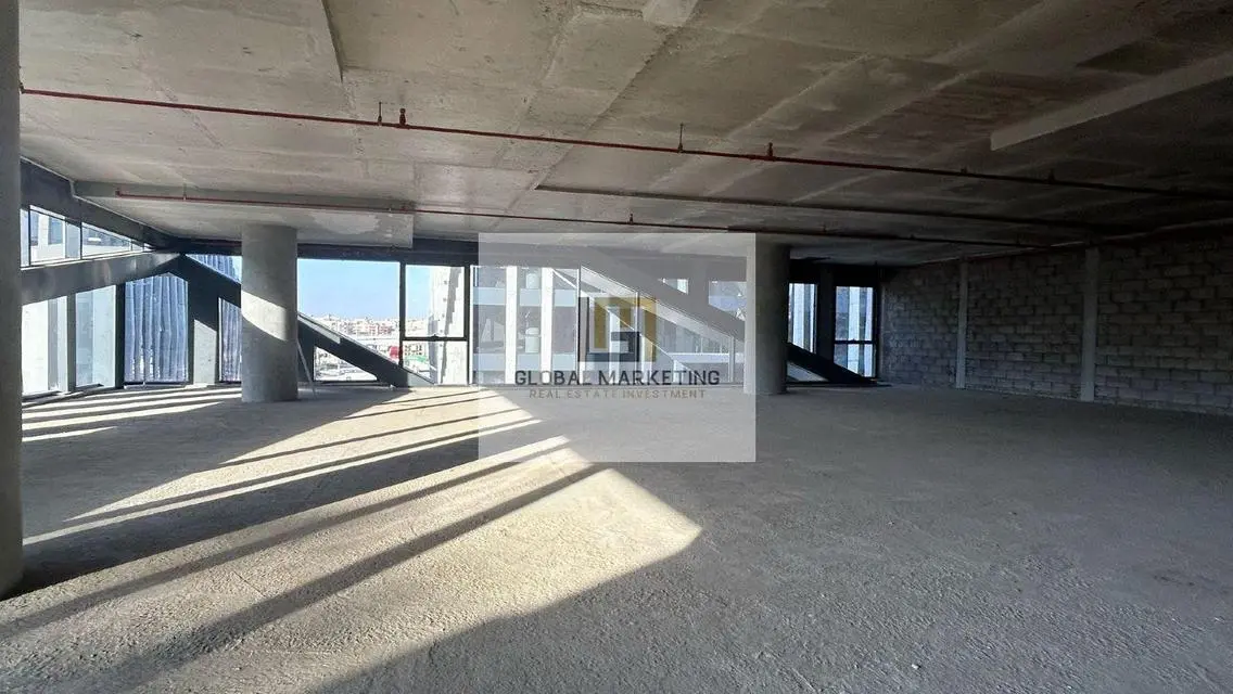 Distinctive Apartment with 495 sqm in the Heart of the City
