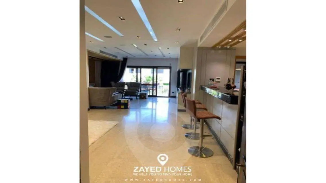 Luxurious 152 sqm Apartment in Prime Location