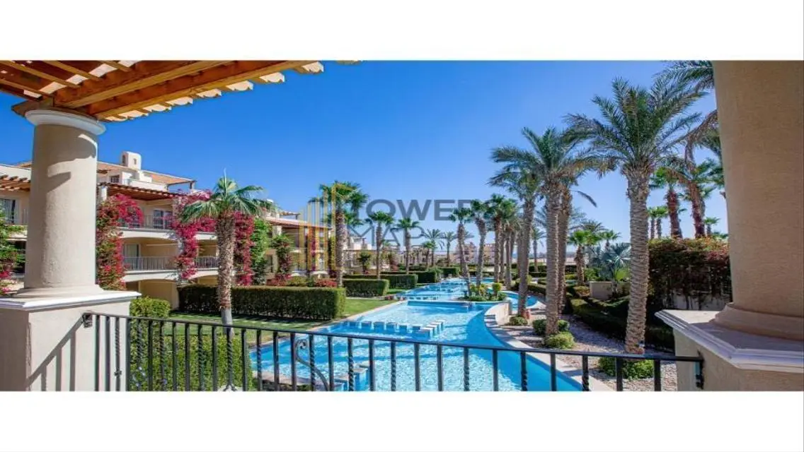 Luxury Apartment with Lake View and Shared Amenities
