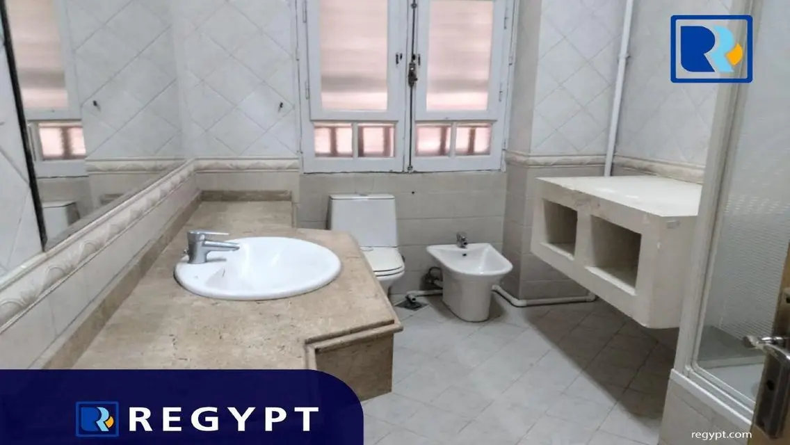 شقة مميزة للبيع في منطقة متميزة