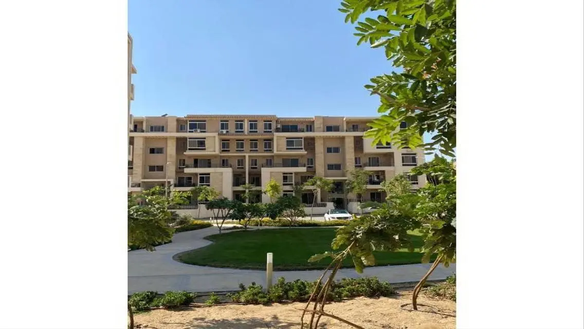 فيلا فاخرة في 165-Club-Side