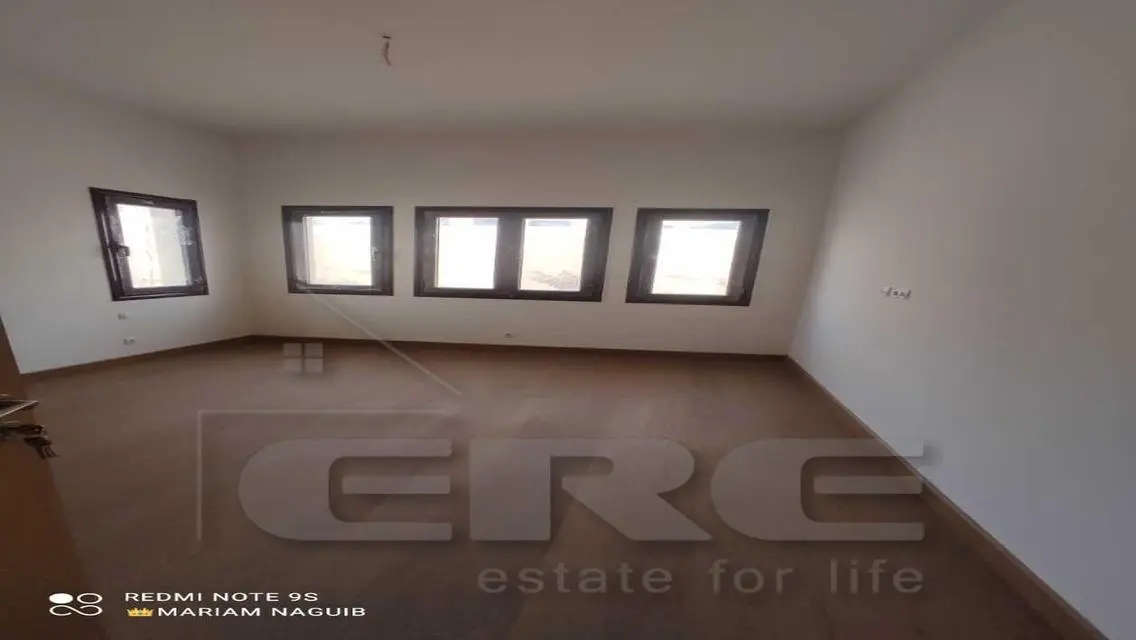 Luxury Villa for Sale with Stunning Lake View