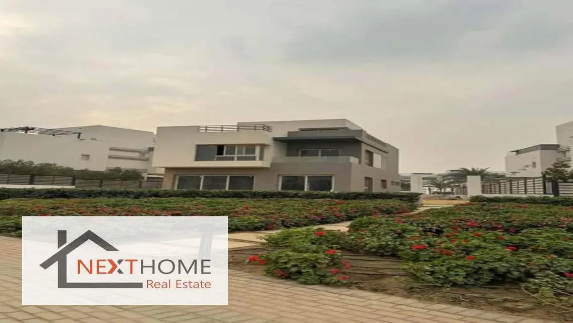 Luxury Villa for Sale with Spacious Design and Premium Amenities