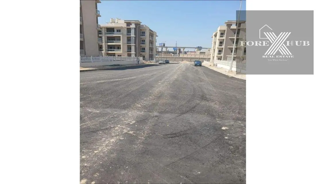 شقة فاخرة بمساحة كبيرة للبيع في القاهرة