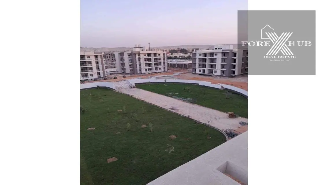 شقة فاخرة بمساحة كبيرة للبيع في القاهرة