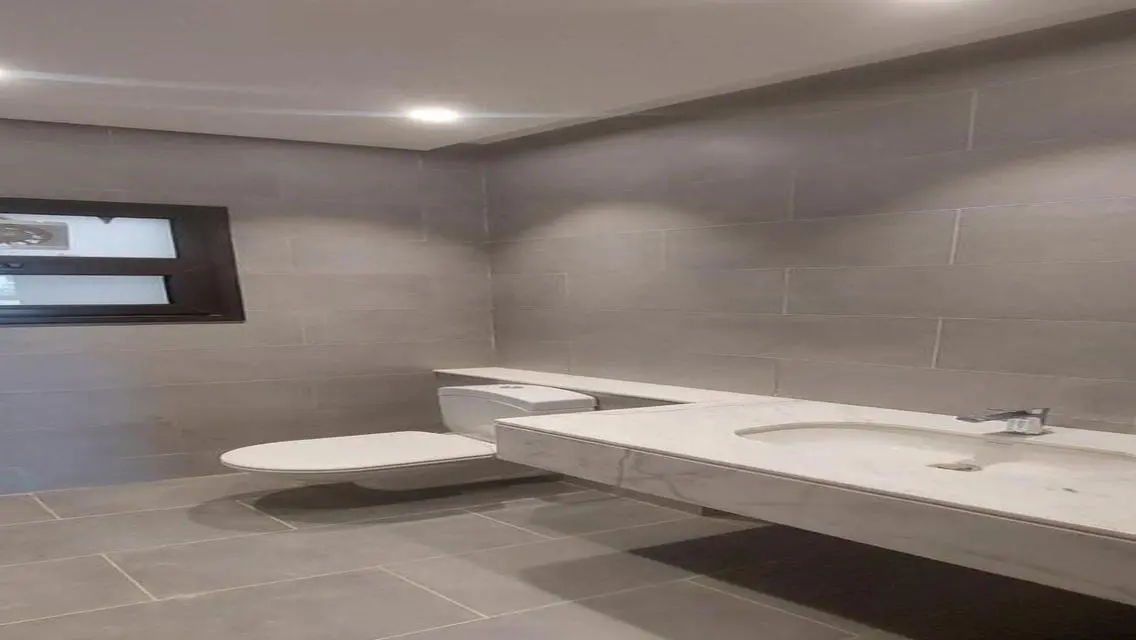 Luxurious Apartment for Sale with Spacious Layout and Stunning Views