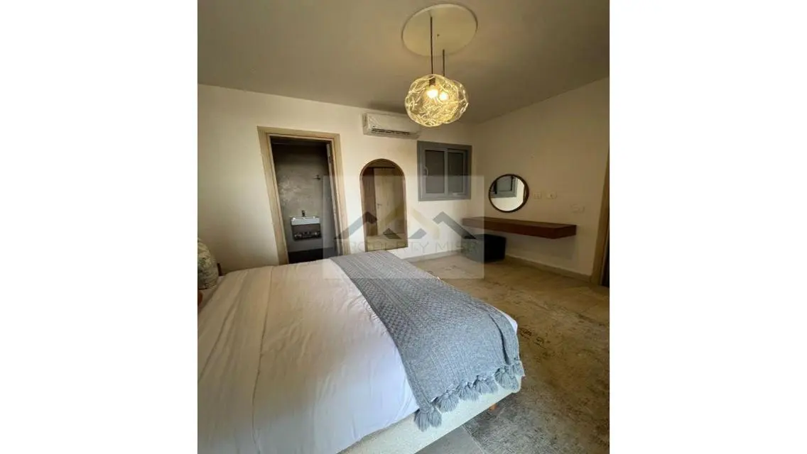 Luxury Villa for Sale with Pool and Balcony in Prime Location