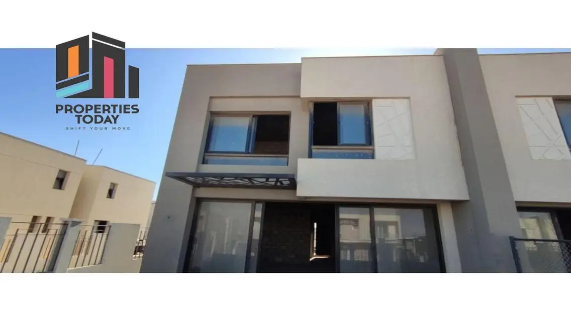 Luxury Villa for Sale with Maid's Room and Study Room
