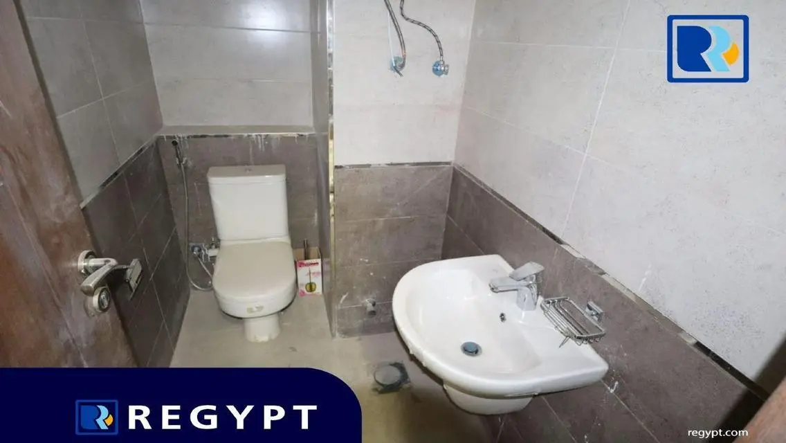 عقار استثماري متميز في موقع ممتاز