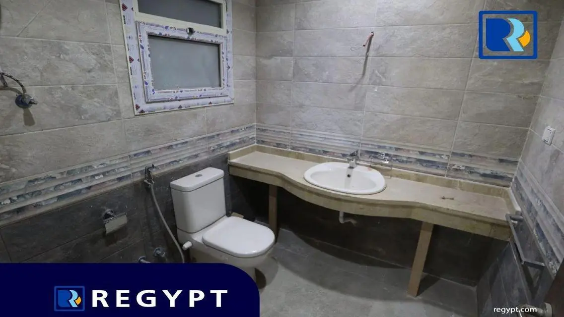 عقار استثماري متميز في موقع ممتاز