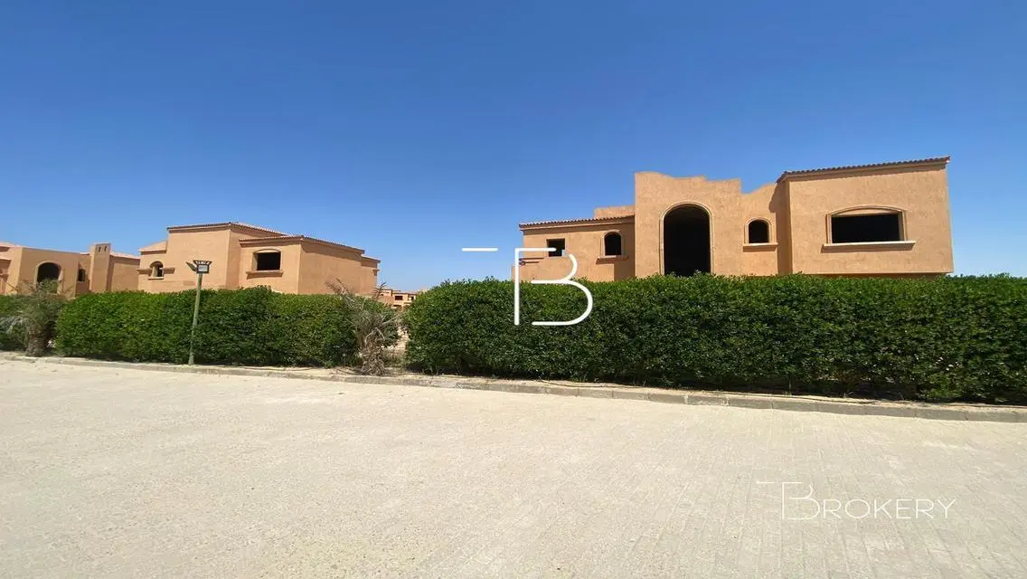 Semi-Finished Villa for Sale in Wadi El-Nakhil, Cairo