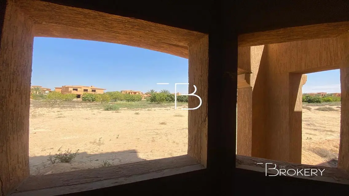 Semi-Finished Villa for Sale in Wadi El-Nakhil, Cairo