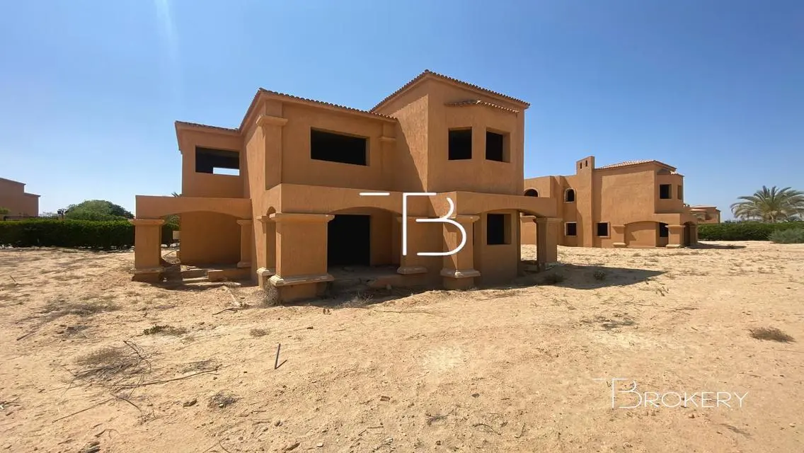 Semi-Finished Villa for Sale in Wadi El-Nakhil, Cairo