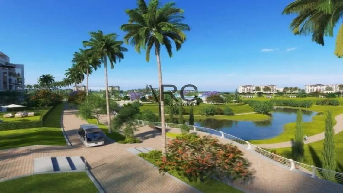Luxurious Villa in iCity - Heart of Work