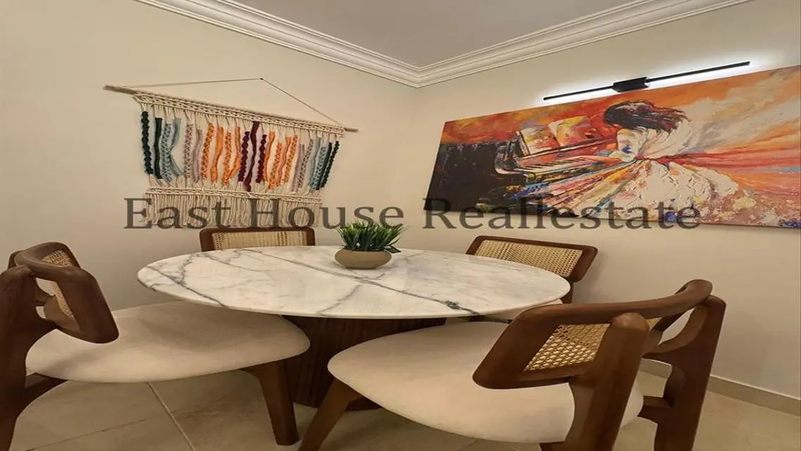 Luxury Apartment in B12