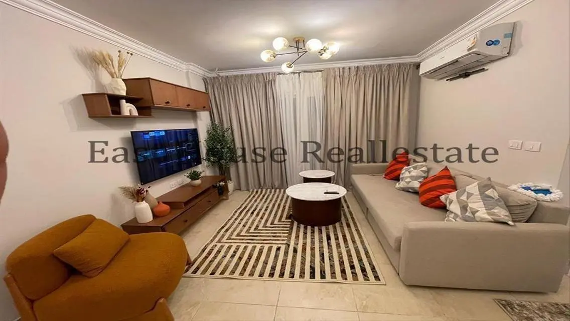 Luxury Apartment in B12