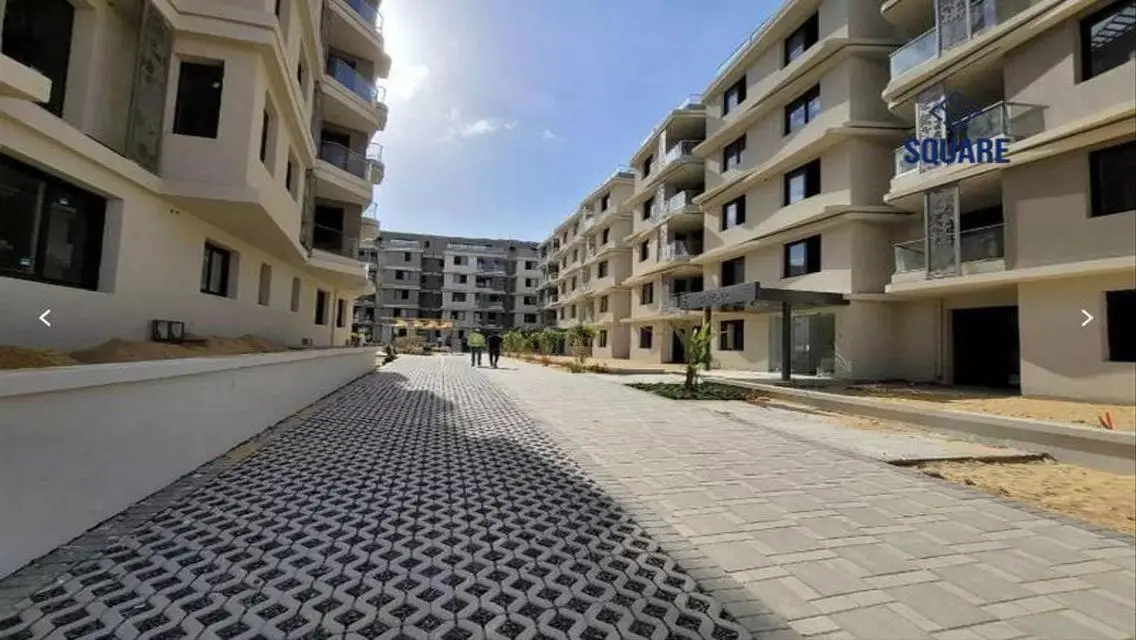 Luxurious Apartment with Stunning Lake View – 34 Badya