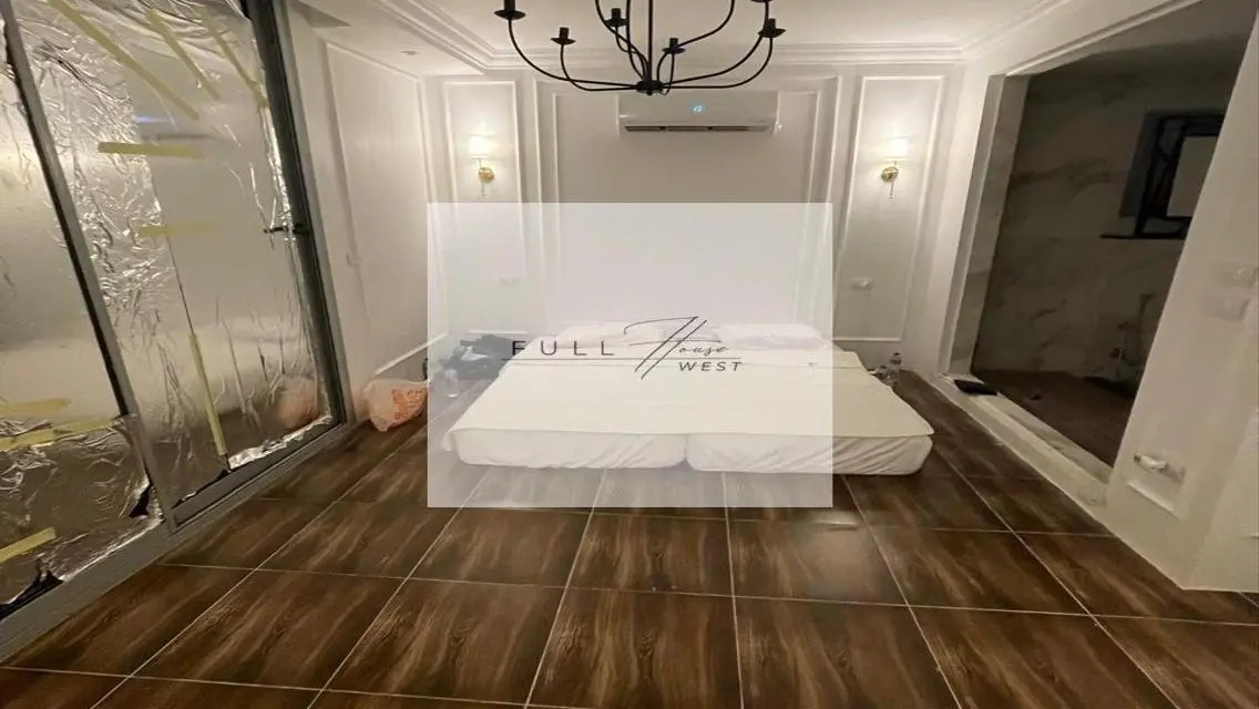 Luxury Villas with Private Pool and Garden in Prime Location
