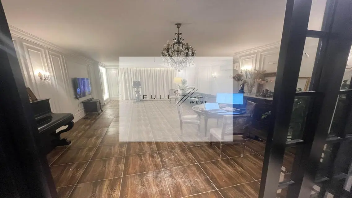Luxury Villas with Private Pool and Garden in Prime Location