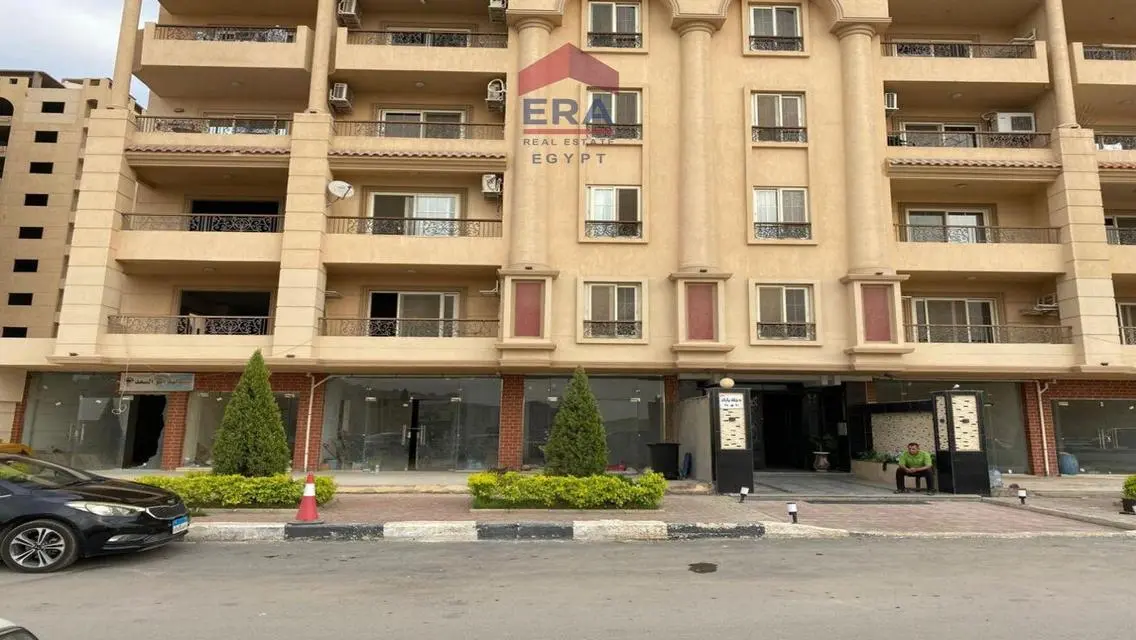 شقة فاخرة للبيع بمساحة 200 متر في قلب المدينة