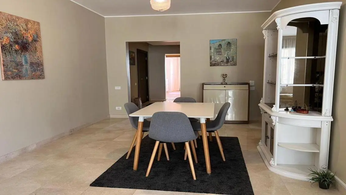 Luxury Apartment Available at Residence 198