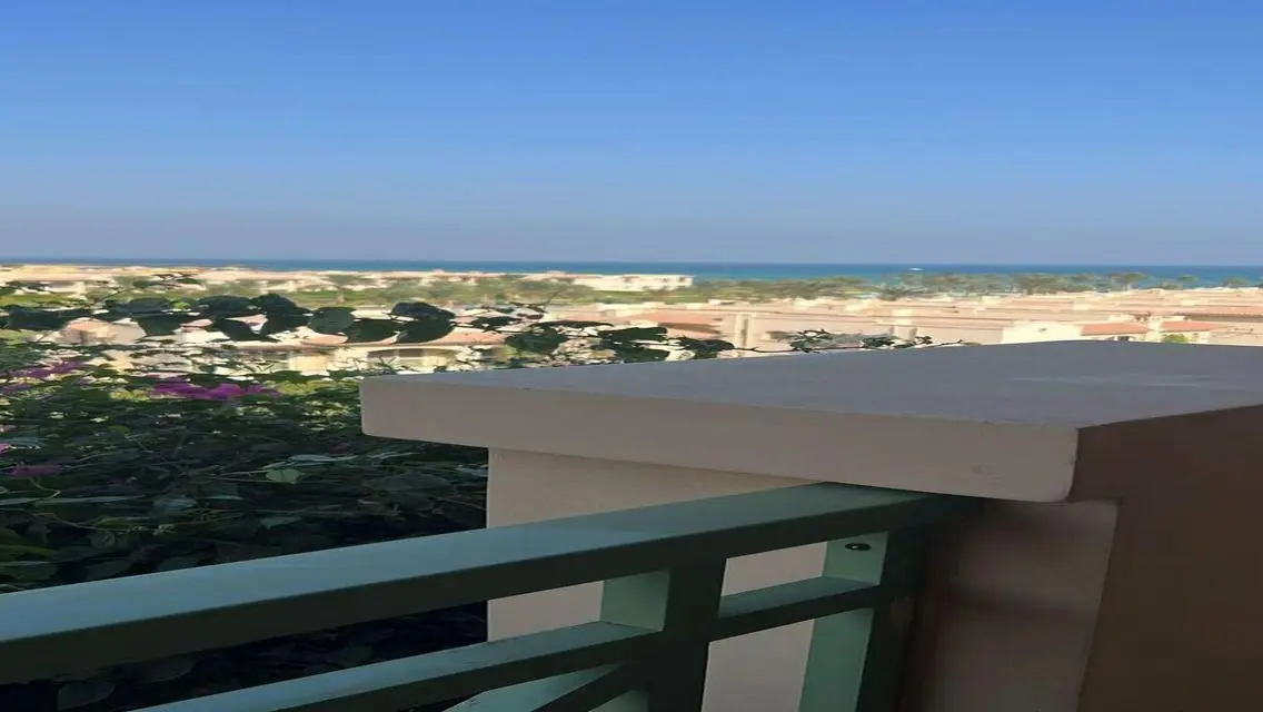 Luxury Apartment Available at Residence 198