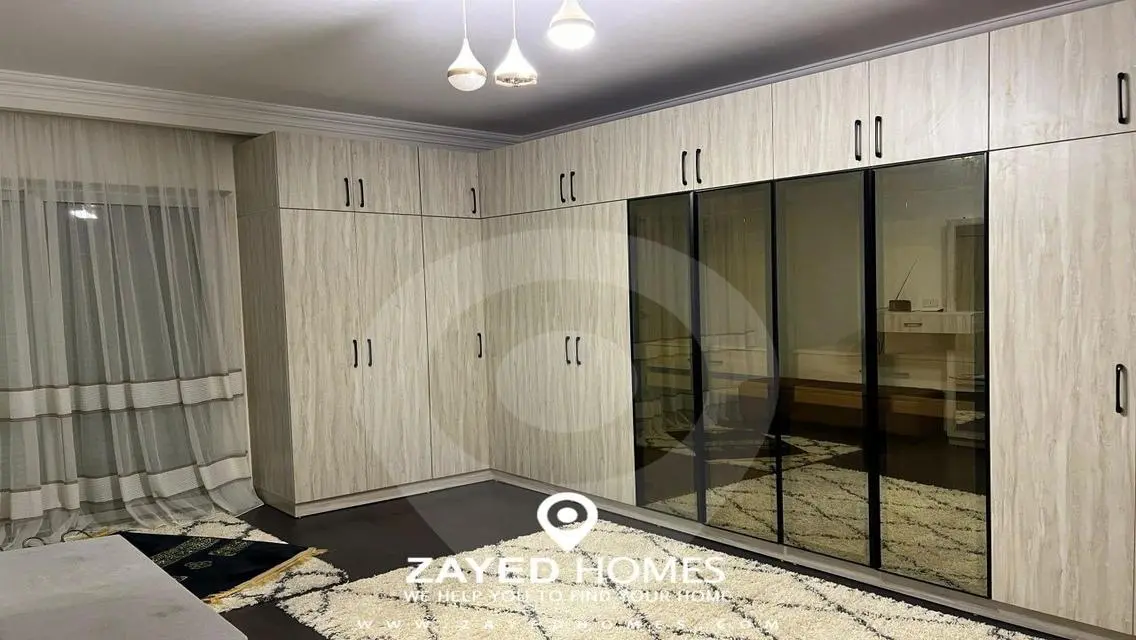 Luxury 365 sqm Apartment with Private Garden