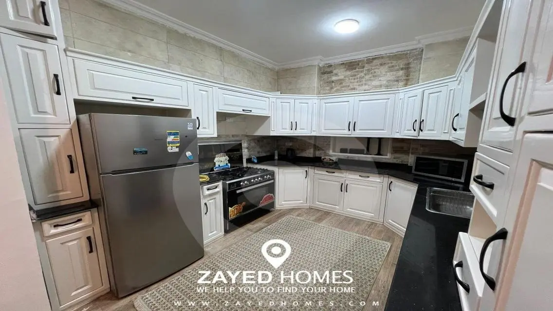 Luxury 365 sqm Apartment with Private Garden