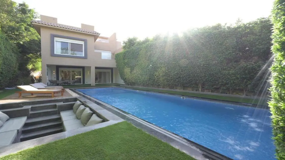 Luxury Villa for Sale at 550,000 EGP in Prime Location
